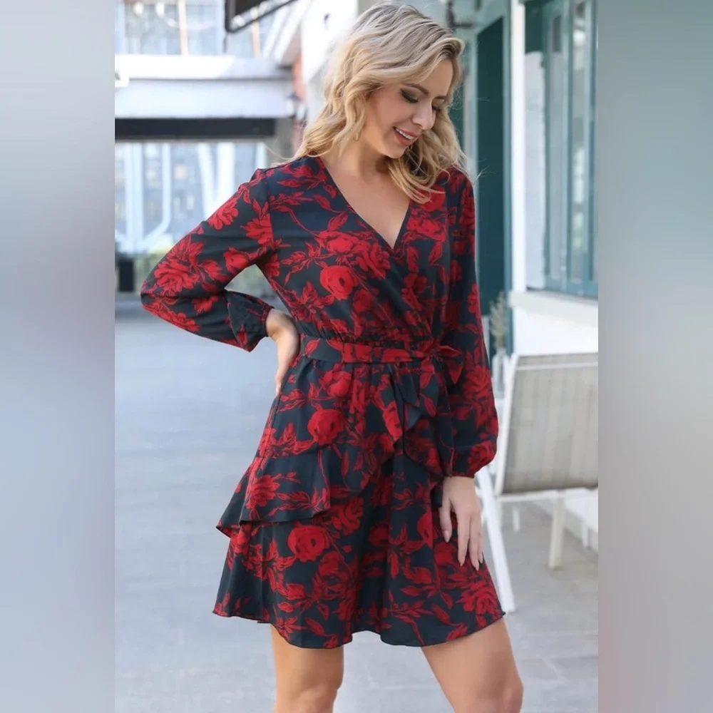 319. Elegant Red Floral Dress - Picture 2 of 8